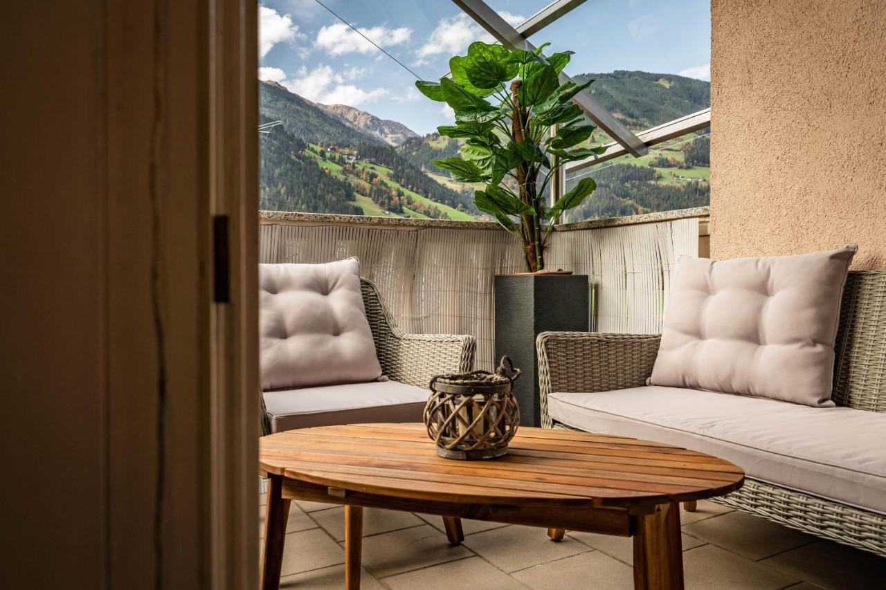 Gaestehaus Wiesengrund & Apart Sporer Mayrhofen Dış mekan fotoğraf
