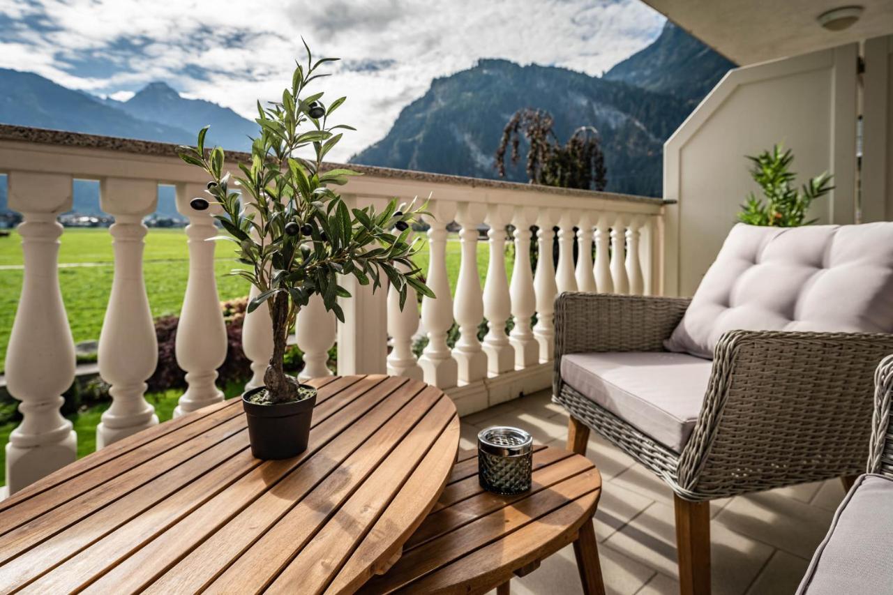 Gaestehaus Wiesengrund & Apart Sporer Mayrhofen Dış mekan fotoğraf