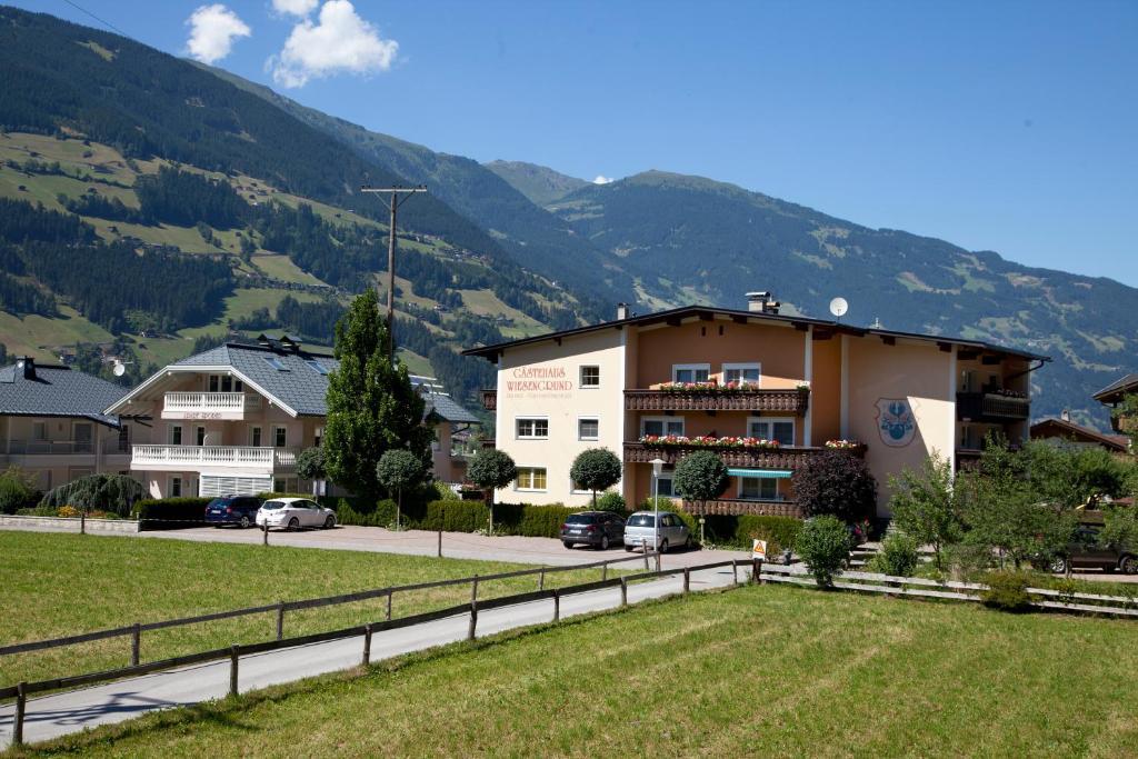 Gaestehaus Wiesengrund & Apart Sporer Mayrhofen Dış mekan fotoğraf